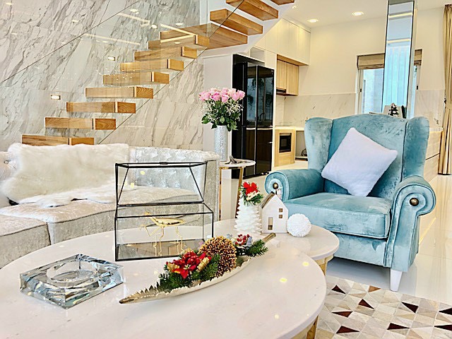 Nhà Phố Vườn Đường Lớn Phú Mỹ Hưng Cần Bán 7