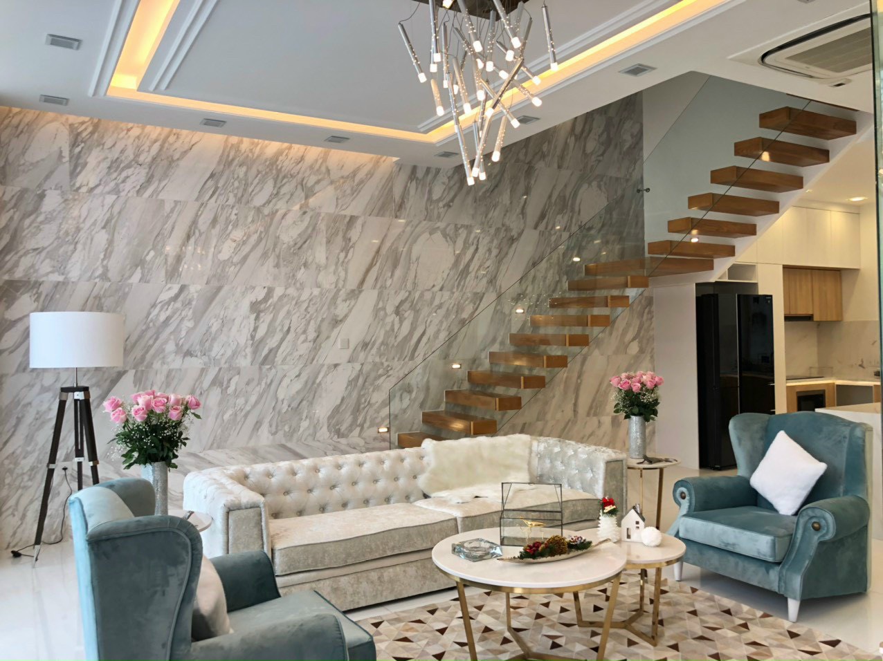 Nhà Phố Vườn Đường Lớn Phú Mỹ Hưng Cần Bán 3