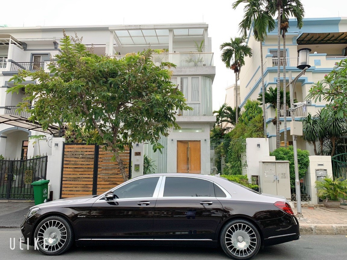 Nhà Phố Vườn Đường Lớn Phú Mỹ Hưng Cần Bán 2