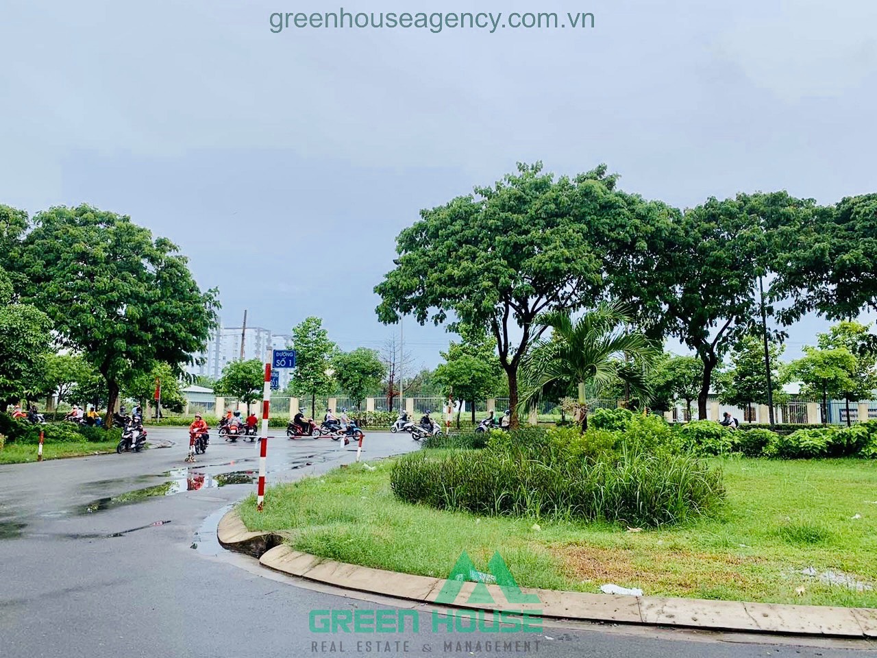 Cần Cho Thuê Cặp Nhà Phố Góc Kim Sơn Nguyễn Hữu Thọ Quận 7 2